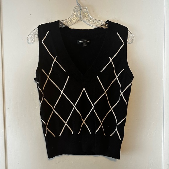Express Argyle Sweater Vest Black White Diamond Knit Sleeveless Top Size M - Picture 2 of 2